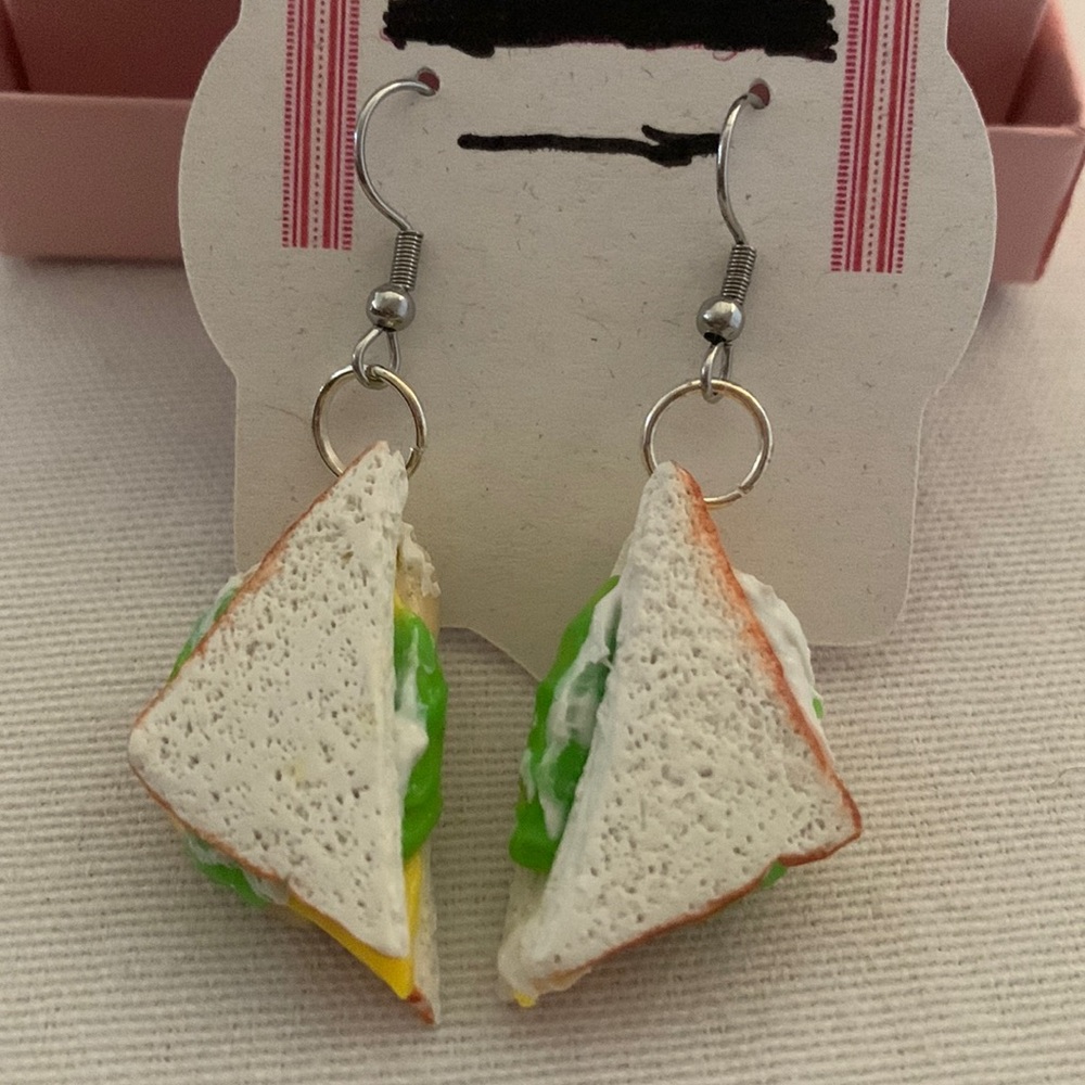 NWT Handmade sandwich Earrings - Picture 1 of 3
